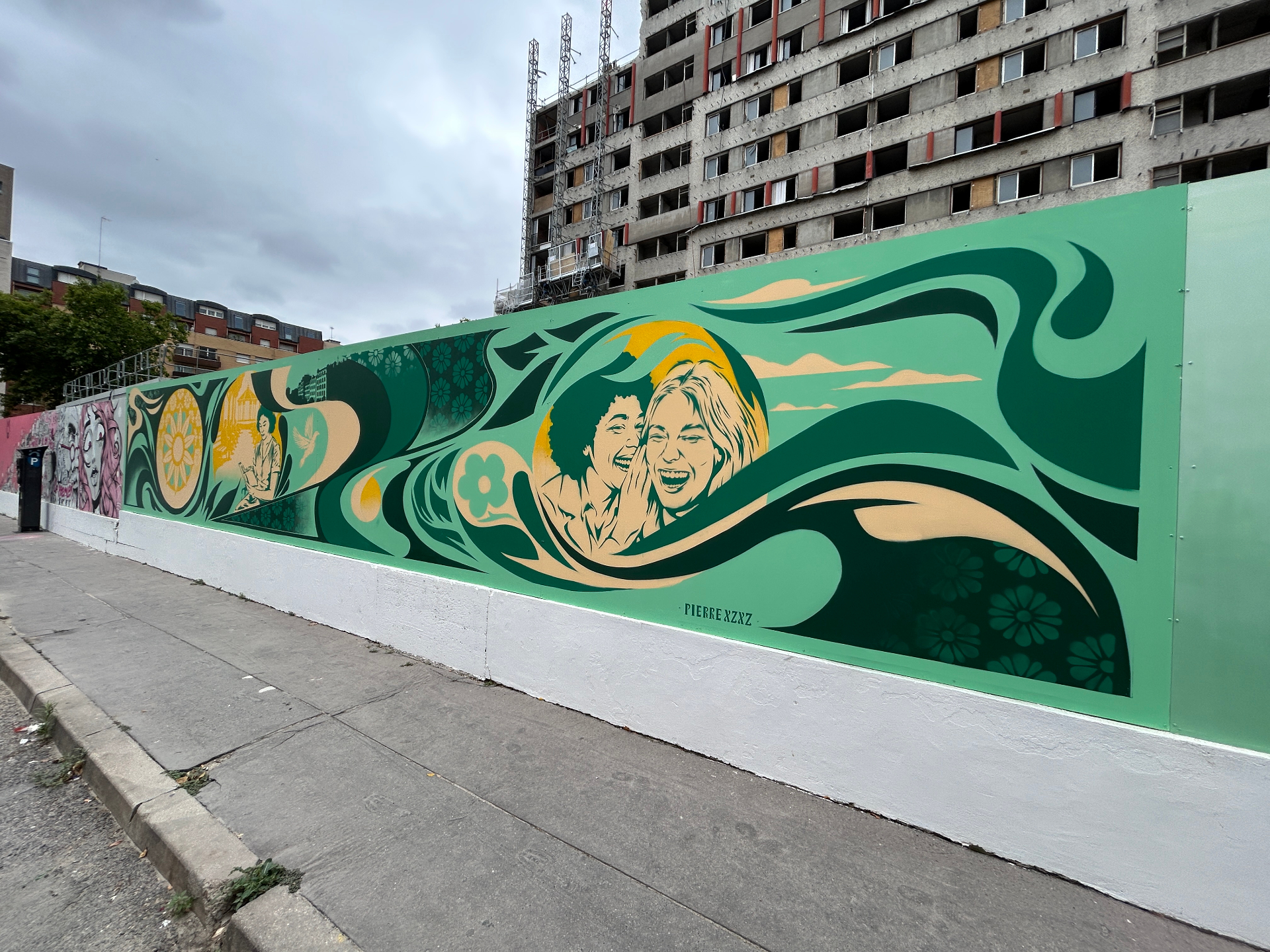 LA SKYLINE DE CLICHY — FRESQUE